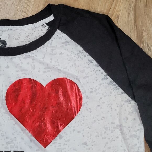 🔹️I ❤ Beatles White w/Black Burnout Baseball Sleeve Top Large - Picture 4 of 8